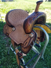 Load image into Gallery viewer, Cloverleaf 6 Youth Barrel Saddles