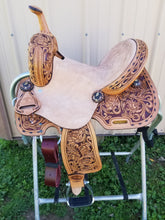 Load image into Gallery viewer, Cloverleaf 6 Youth Barrel Saddles
