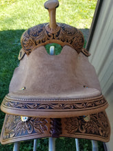 Load image into Gallery viewer, Cloverleaf 6 Youth Barrel Saddles
