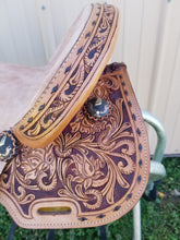 Load image into Gallery viewer, Cloverleaf 6 Youth Barrel Saddles