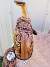 Load image into Gallery viewer, Cloverleaf 6 Youth Barrel Saddles