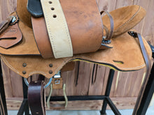 Load image into Gallery viewer, 16" All Around Saddle