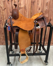 Load image into Gallery viewer, 15&quot; HR Signature Cowhorse Chestnut
