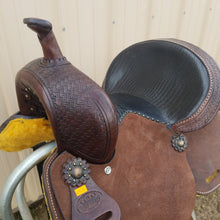 Load image into Gallery viewer, 12&quot; Youth Barrel Saddle

