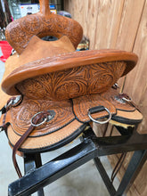 Load image into Gallery viewer, 16" Circle Y Drover Flex2 Trail
