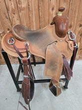 Load image into Gallery viewer, 16" Used Paul Taylor
