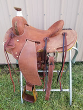 Load image into Gallery viewer, Cloverleaf 6 Seat Rig Saddles
