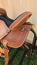 Load image into Gallery viewer, Cowboy Pro Barrel Saddle
