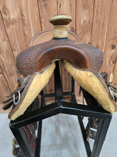 Load image into Gallery viewer, 15" Martin Rancher
