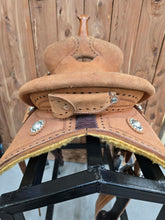 Load image into Gallery viewer, 14" Martin LL Fearless Barrel Saddle
