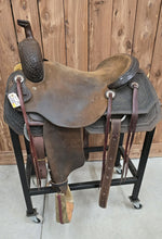 Load image into Gallery viewer, 16.5" Used HR Signature Series Ranch Cutter
