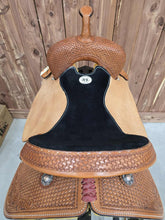 Load image into Gallery viewer, 16" HR Barrel Saddle
