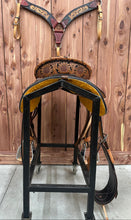 Load image into Gallery viewer, 15&quot; HR Signature Team Roper
