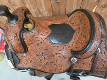 Load image into Gallery viewer, 16" HR Signature Cowhorse
