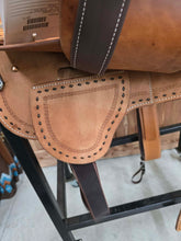 Load image into Gallery viewer, 14" Martin LL Fearless Barrel Saddle
