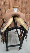 Load image into Gallery viewer, Cloverleaf 6 Ranch Roper
