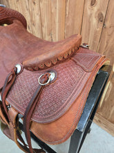 Load image into Gallery viewer, 15" HR Ranch Roper
