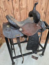 Load image into Gallery viewer, 14" Used Jeff Smith Mary Walker Barrel Saddle
