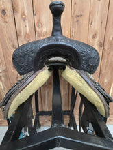 Load image into Gallery viewer, 14" Used Jeff Smith Mary Walker Barrel Saddle
