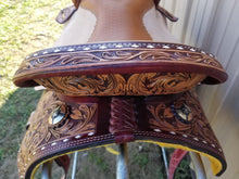 Load image into Gallery viewer, Cloverleaf 6 Feather Pattern Barrel Saddle
