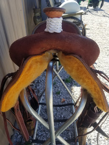 Cloverleaf 6 Ranch Roper