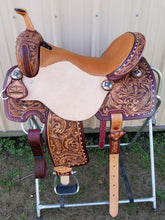 Load image into Gallery viewer, Cloverleaf 6 Feather Pattern Barrel Saddle
