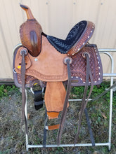 Load image into Gallery viewer, 10&quot; Youth Saddle
