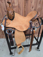 Load image into Gallery viewer, 16&quot; HR Signature Cowhorse Sunflower
