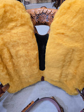Load image into Gallery viewer, Cloverleaf 6 Sunflower Pattern Barrel Saddle
