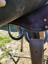 Load image into Gallery viewer, 16&quot; Circle Y HTW Barrel Saddle
