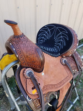 Load image into Gallery viewer, 10&quot; Youth Saddle
