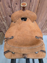 Load image into Gallery viewer, 16&quot; All Around Saddle
