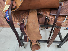 Load image into Gallery viewer, 16&quot; HR Mule Wade Tree
