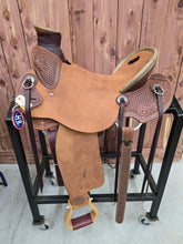 Load image into Gallery viewer, 15&quot; HR Staci Wade Mule Tree
