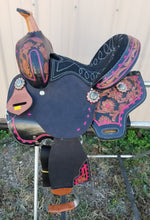 Load image into Gallery viewer, 10&quot; Youth Pink Saddle
