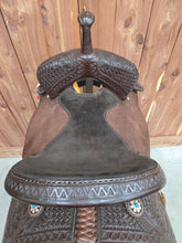 Load image into Gallery viewer, 13&quot; HR Signature Series Barrel Saddle
