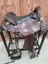 Load image into Gallery viewer, 16.5&quot; Horizon Outpost Tucker Endurance/Trail Saddle
