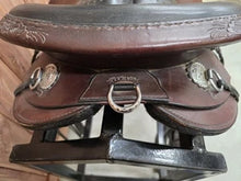Load image into Gallery viewer, 16.5&quot; Horizon Outpost Tucker Endurance/Trail Saddle

