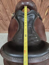 Load image into Gallery viewer, 16.5&quot; Horizon Outpost Tucker Endurance/Trail Saddle
